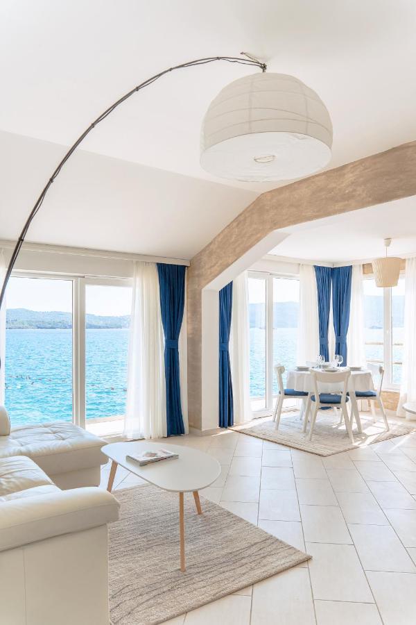 Seafront Apartments Tivat Luaran gambar