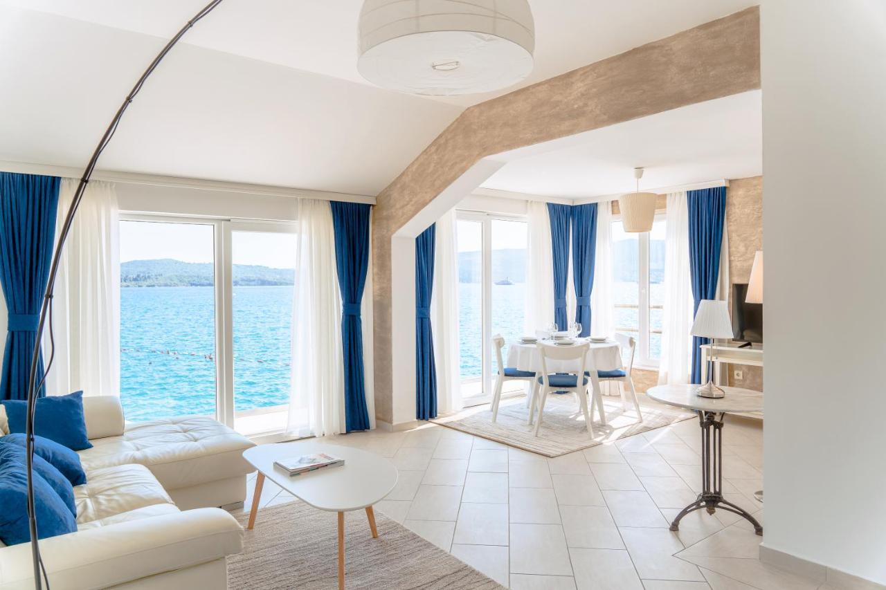 Seafront Apartments Tivat Luaran gambar