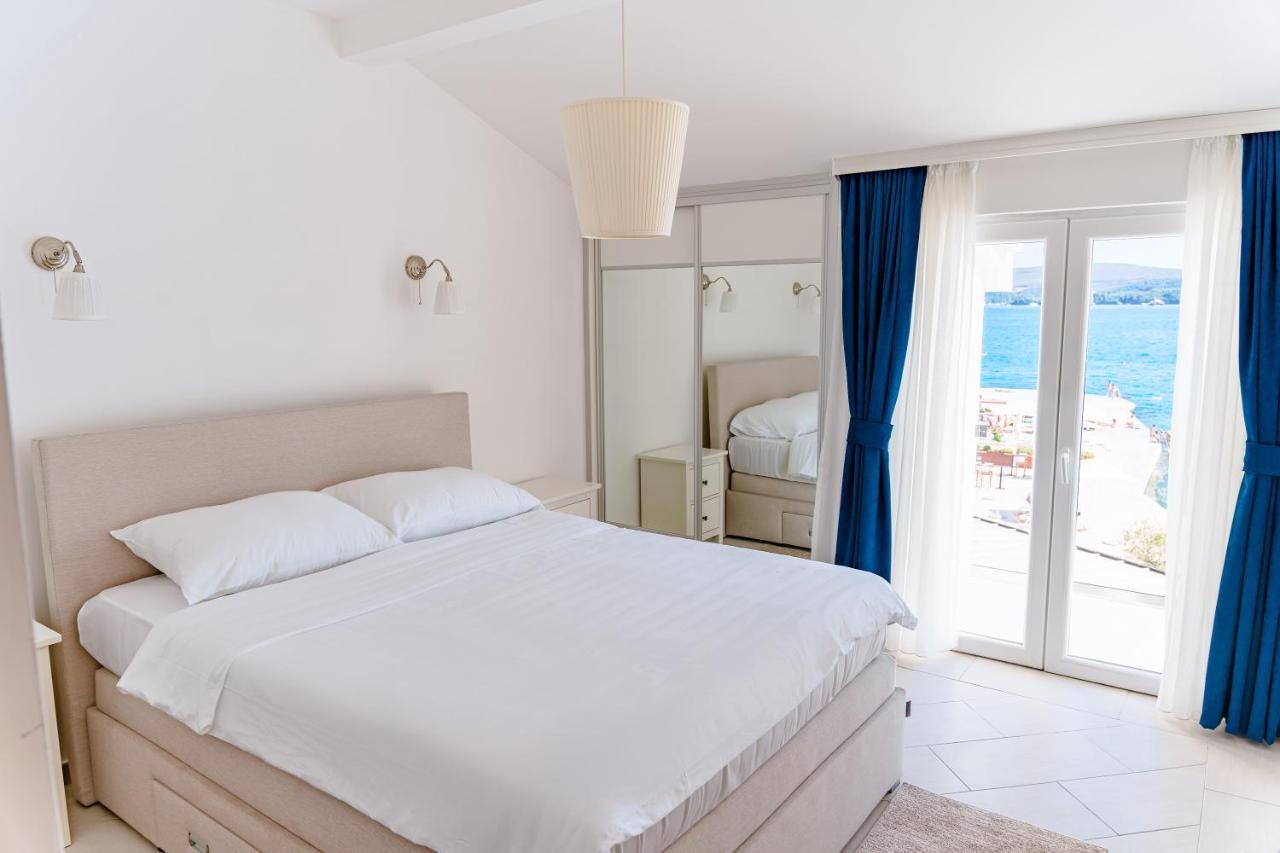 Seafront Apartments Tivat Luaran gambar